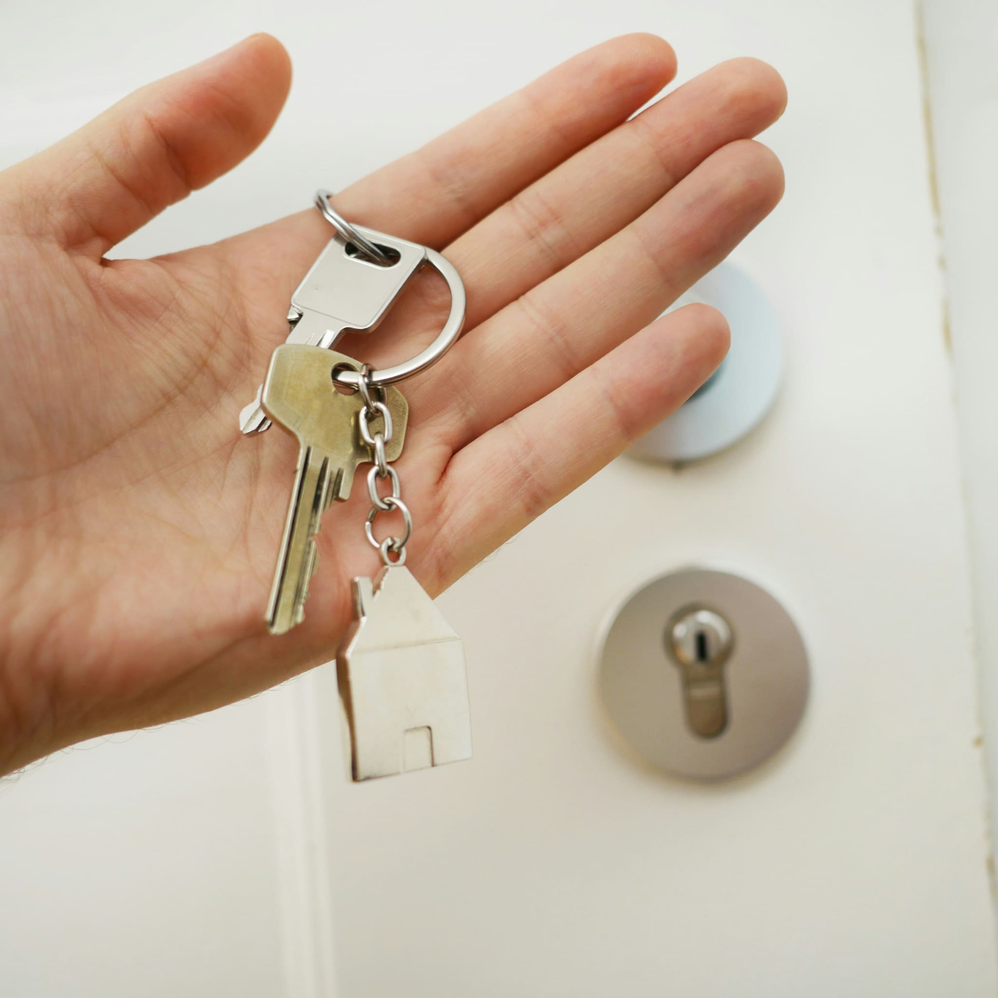 customer holding keys after succesful lock change
